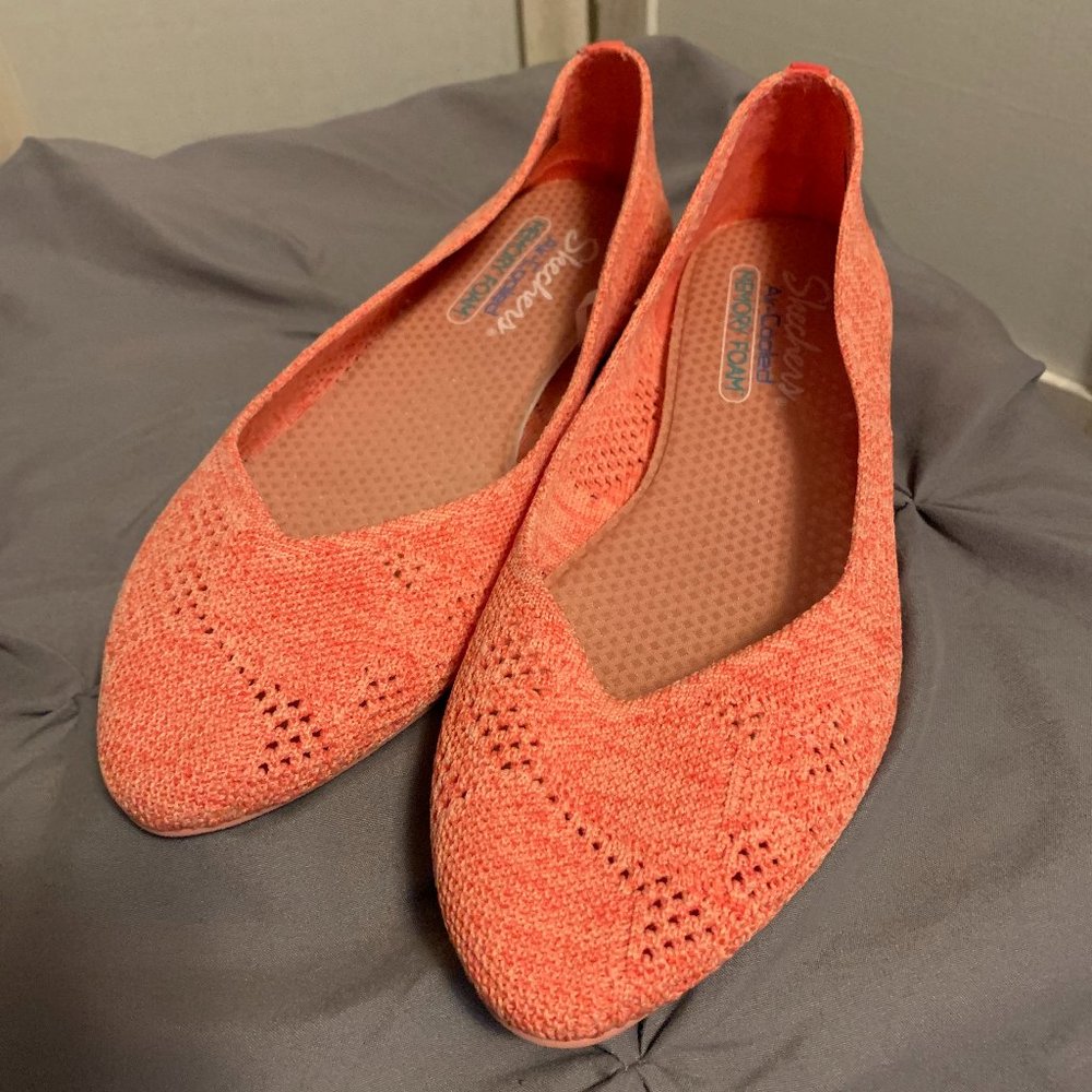 Skechers flats